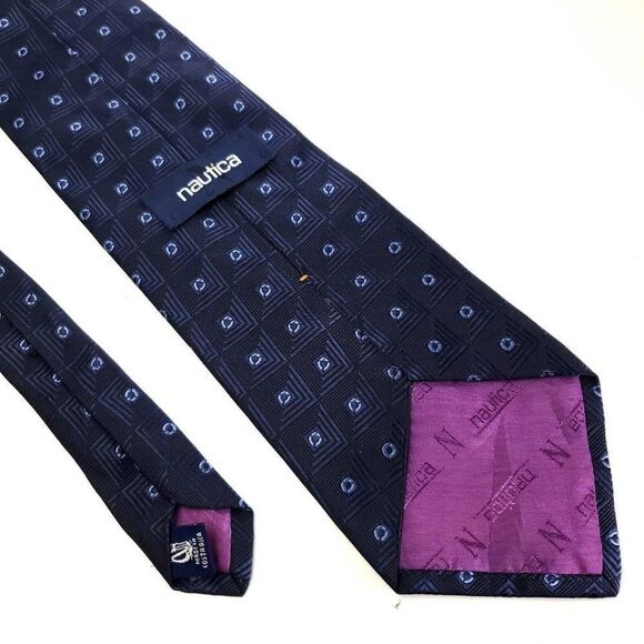 Nautica Blue Woven Geometric Wide Silk Tie - Picture 6 of 7